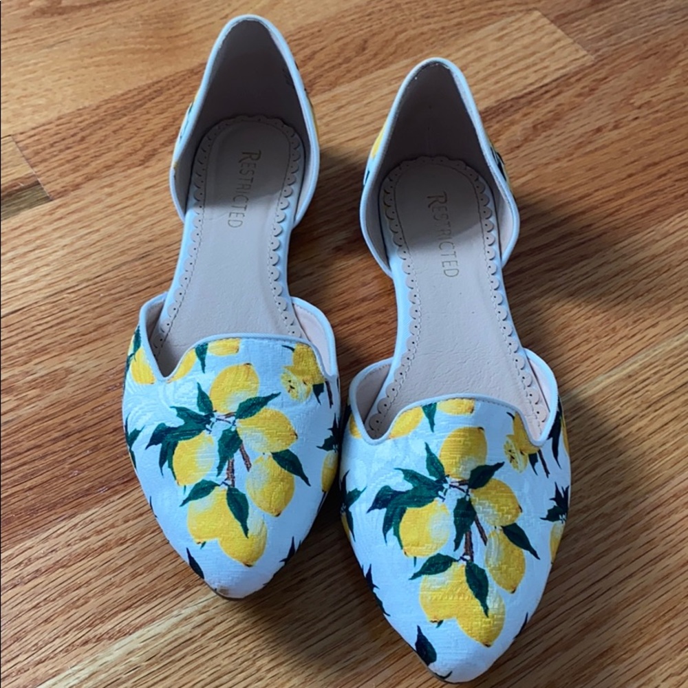 Restricted Lemon Print Cut Out Flats
